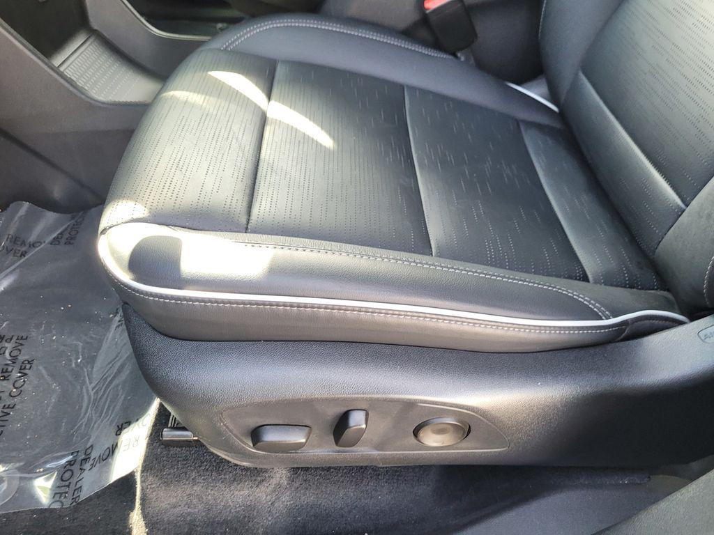 used 2025 Buick Enclave car, priced at $30,575