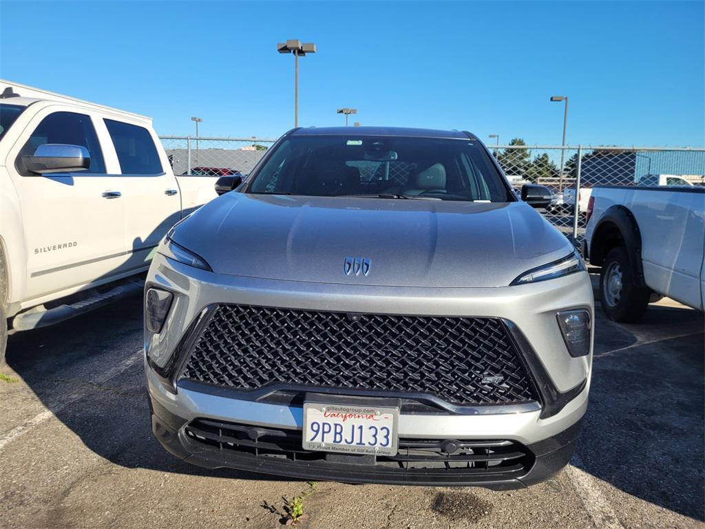 used 2025 Buick Enclave car, priced at $27,599