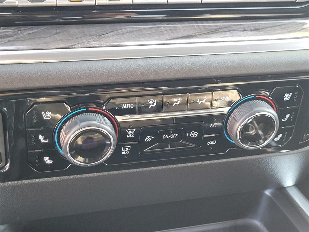 used 2025 Chevrolet Silverado 3500 car, priced at $65,941