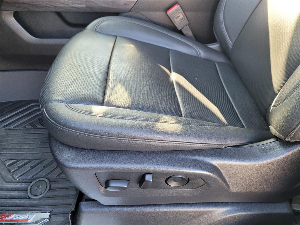 used 2025 Chevrolet Silverado 3500 car, priced at $65,941