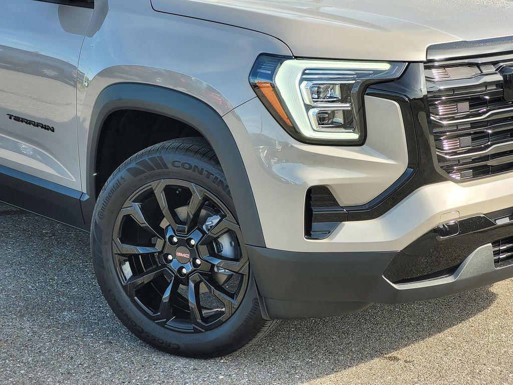 new 2026 GMC Terrain car, priced at $31,590