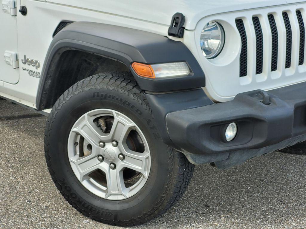 used 2021 Jeep Wrangler Unlimited car, priced at $25,740