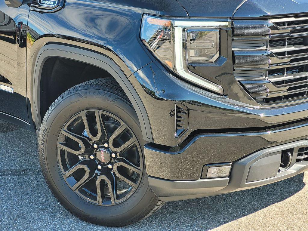 new 2026 GMC Sierra 1500 car, priced at $47,991
