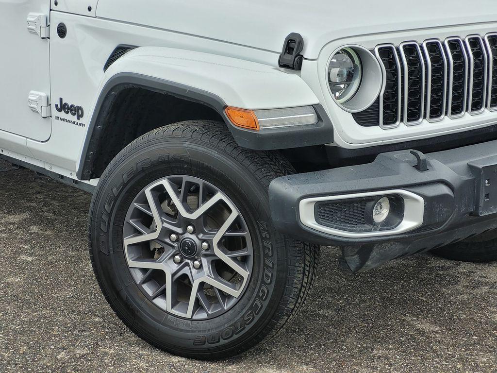 used 2025 Jeep Wrangler car, priced at $33,800