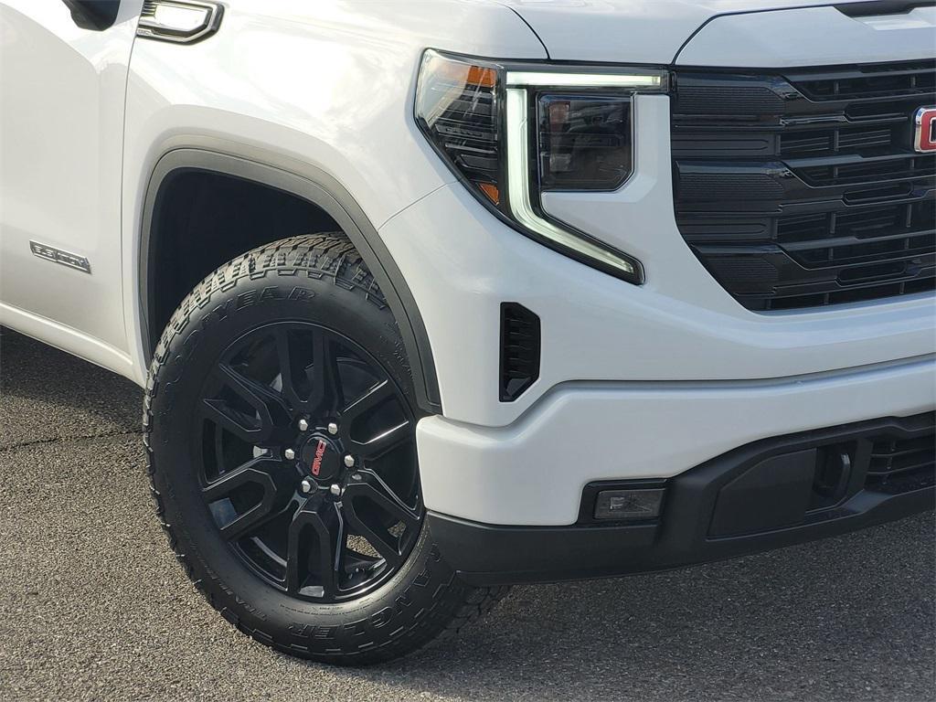 new 2026 GMC Sierra 1500 car, priced at $59,021