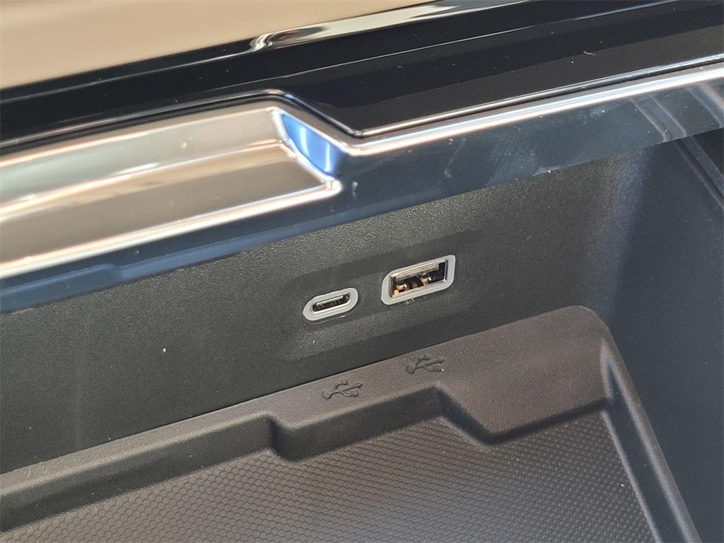 new 2026 GMC Yukon XL car, priced at $100,620