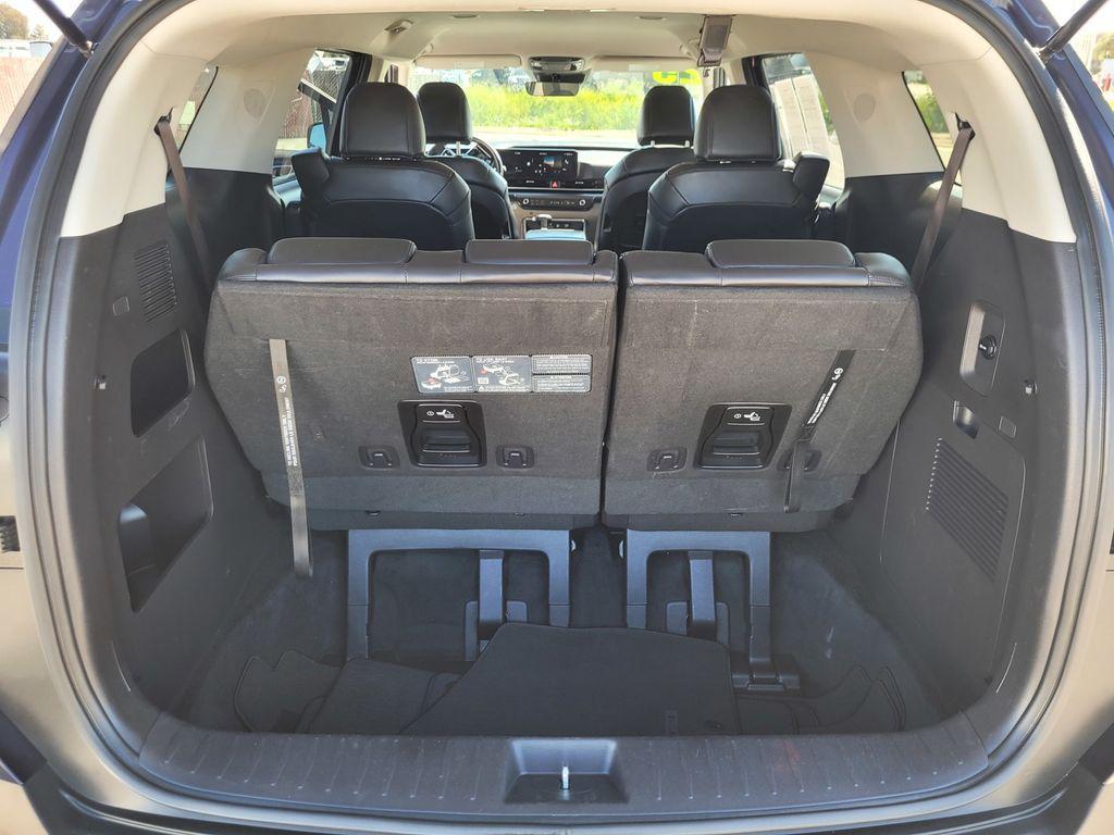 used 2025 Kia Carnival car, priced at $31,564