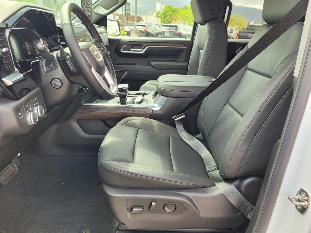 new 2026 GMC Sierra 1500 car, priced at $61,401