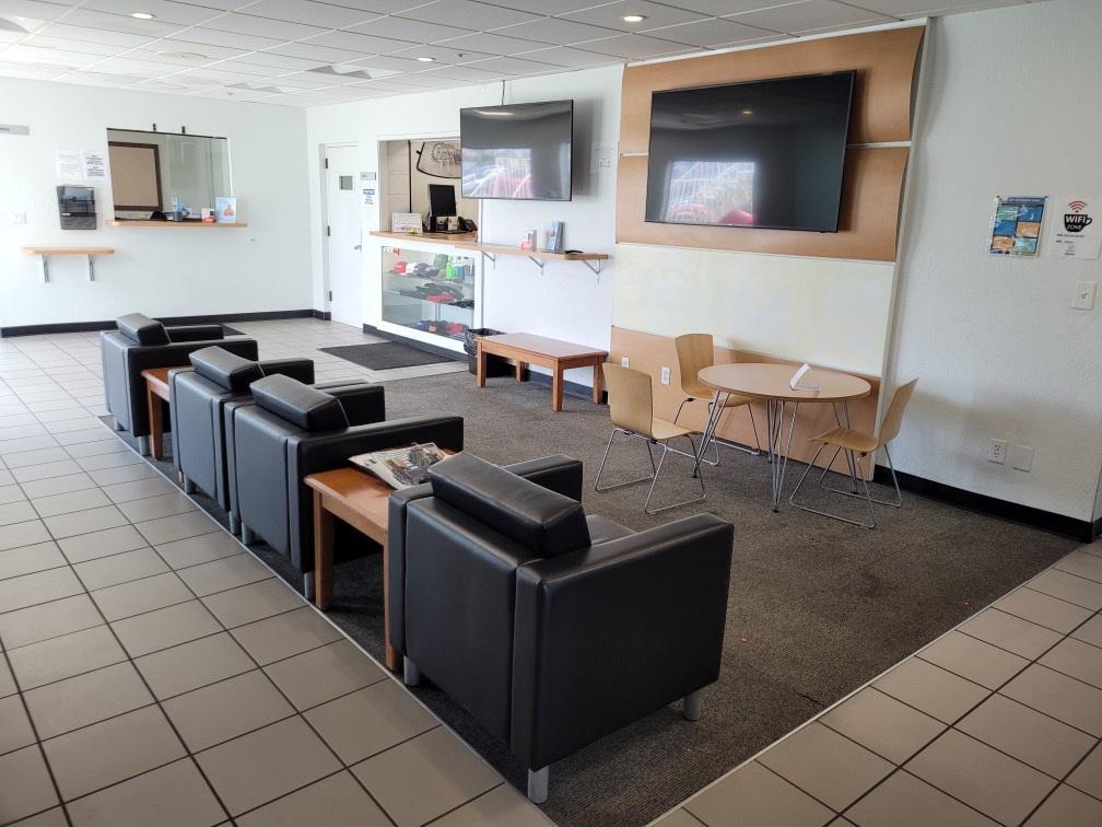 used 2024 GMC Yukon car, priced at $69,999