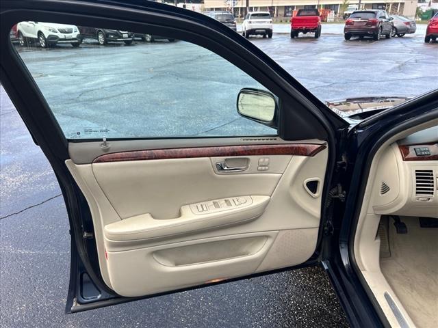 used 2006 Cadillac DTS car, priced at $8,500