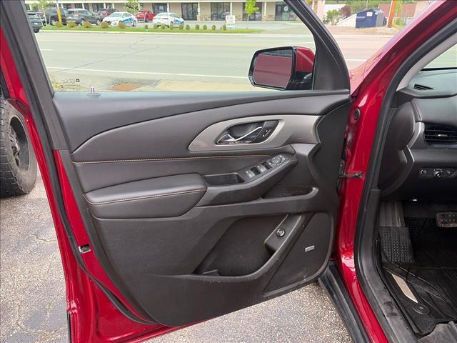 used 2020 Chevrolet Traverse car, priced at $18,987