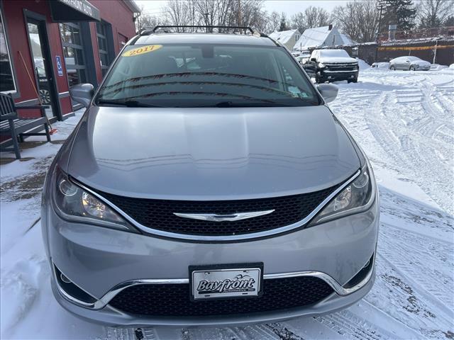 used 2017 Chrysler Pacifica car, priced at $15,987