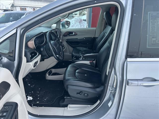 used 2017 Chrysler Pacifica car, priced at $15,987