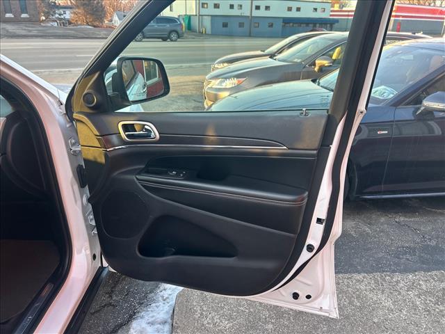 used 2017 Jeep Grand Cherokee car, priced at $17,987