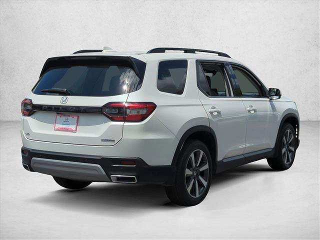 used 2024 Honda Pilot car, priced at $40,717