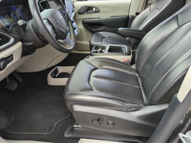 used 2023 Chrysler Pacifica car, priced at $18,995