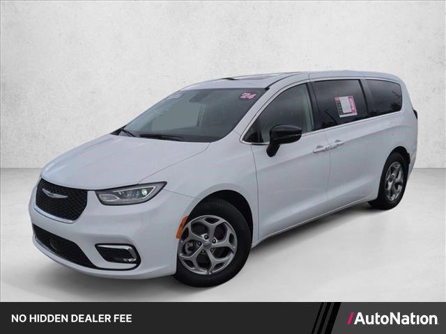 used 2024 Chrysler Pacifica car, priced at $32,990