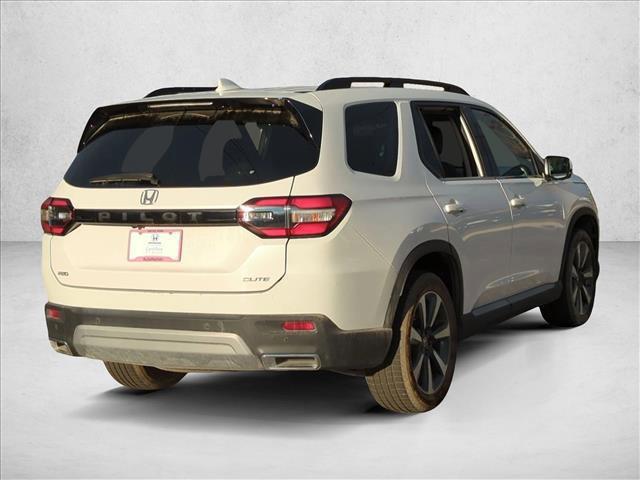 used 2024 Honda Pilot car, priced at $41,991