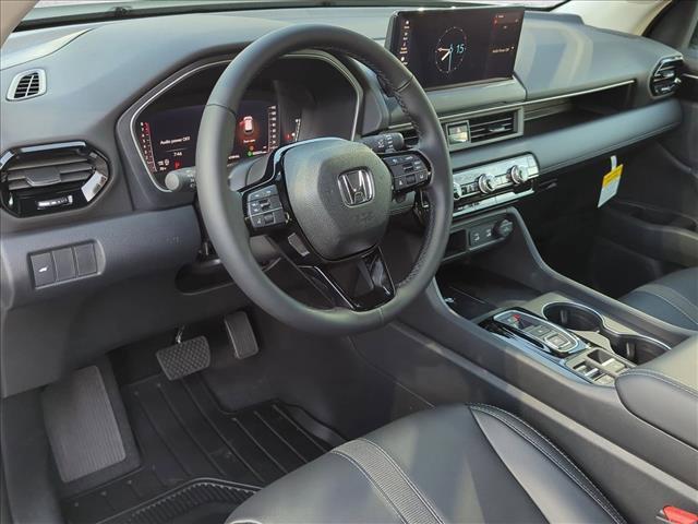 new 2026 Honda Pilot car, priced at $45,912