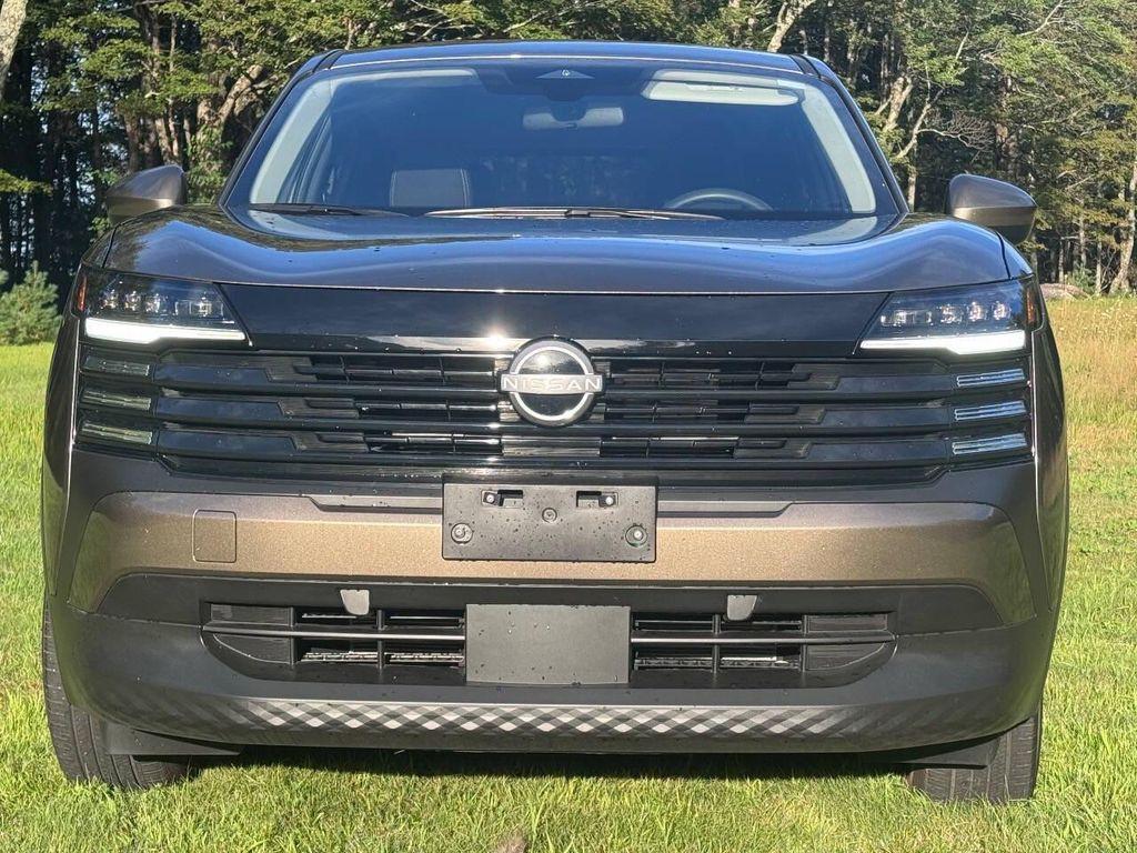 used 2025 Nissan Kicks car