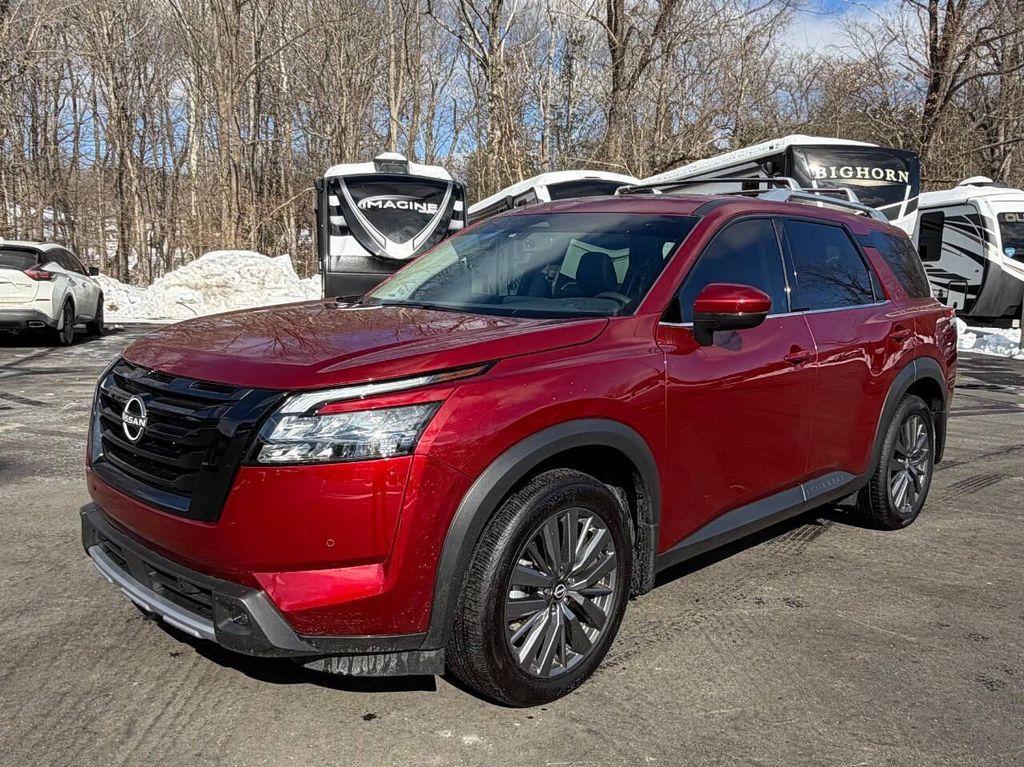 used 2025 Nissan Pathfinder car, priced at $35,900
