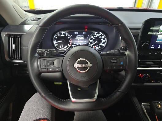 used 2025 Nissan Pathfinder car, priced at $35,900