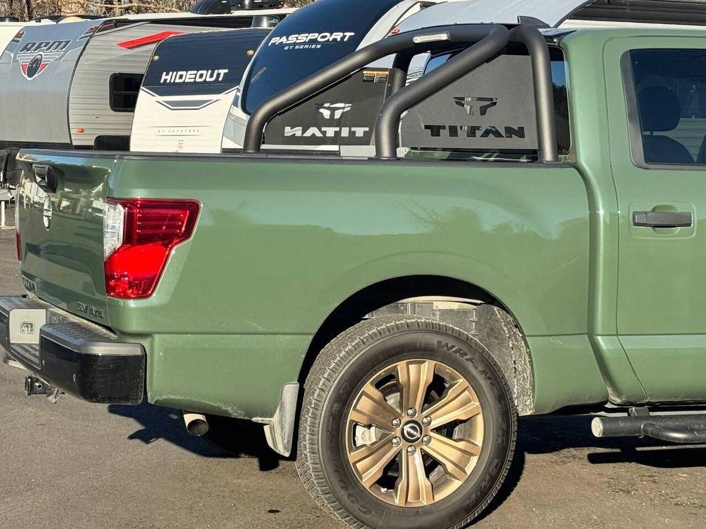used 2024 Nissan Titan car