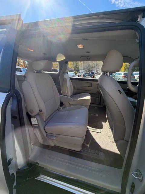 used 2018 Kia Sedona car
