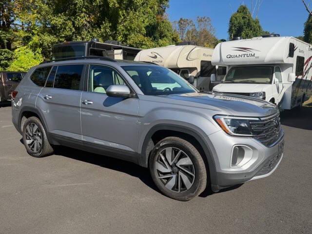 used 2024 Volkswagen Atlas car