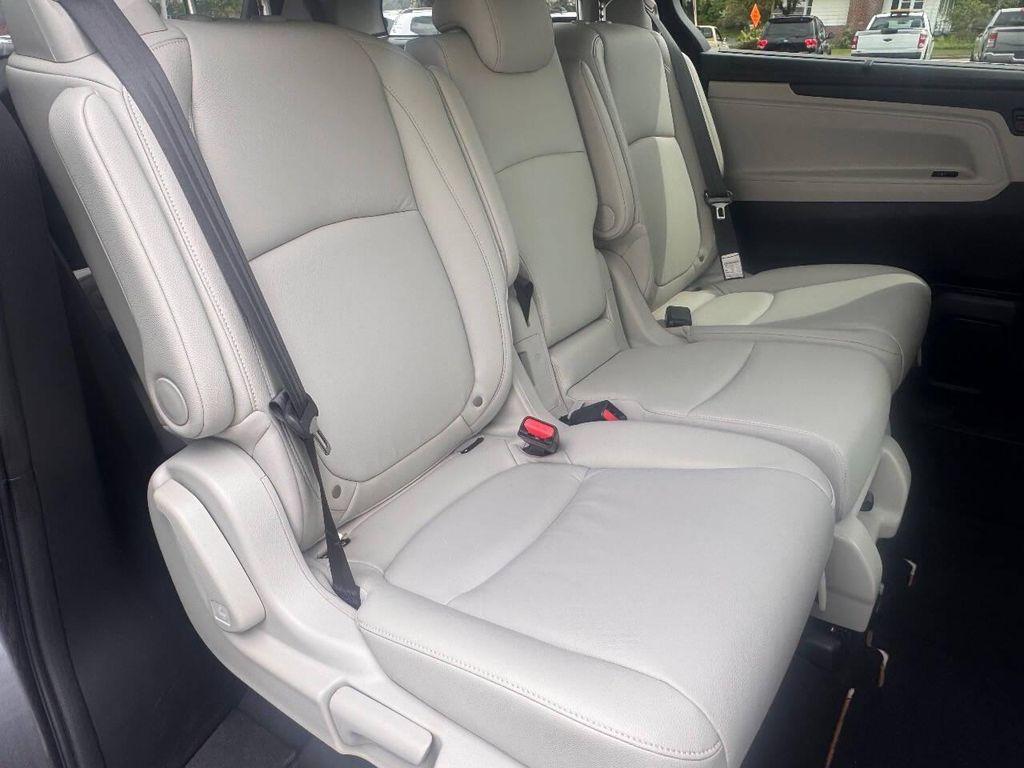 used 2025 Honda Odyssey car, priced at $36,995