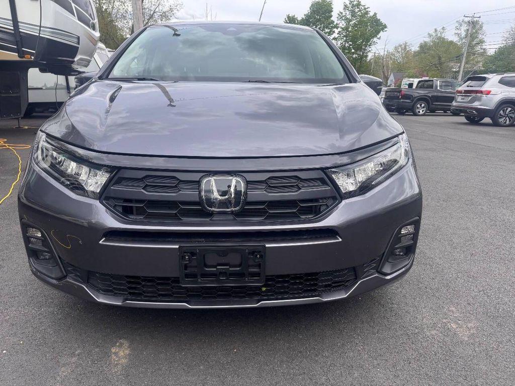 used 2025 Honda Odyssey car, priced at $36,995