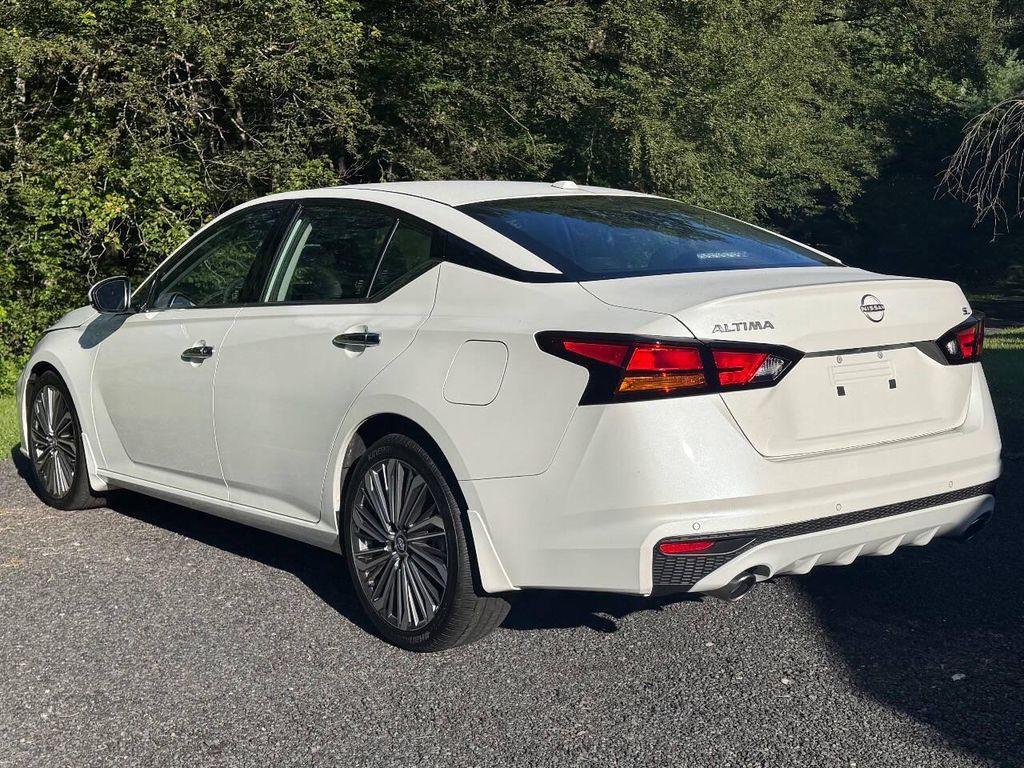 used 2025 Nissan Altima car