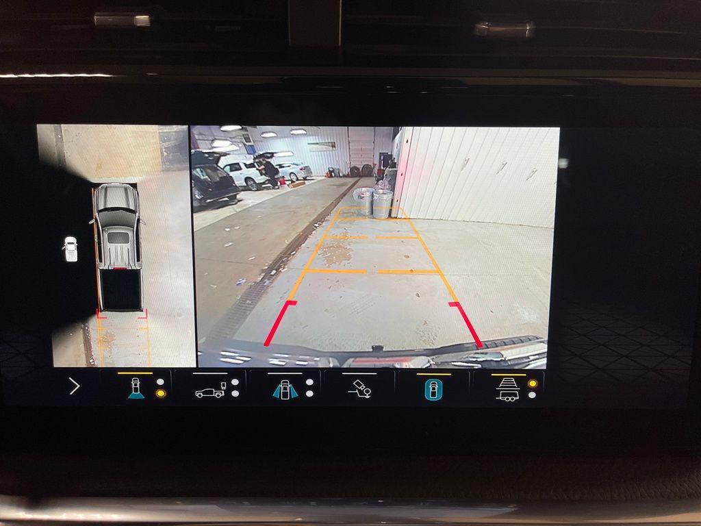 used 2022 GMC Sierra 1500 car, priced at $43,944