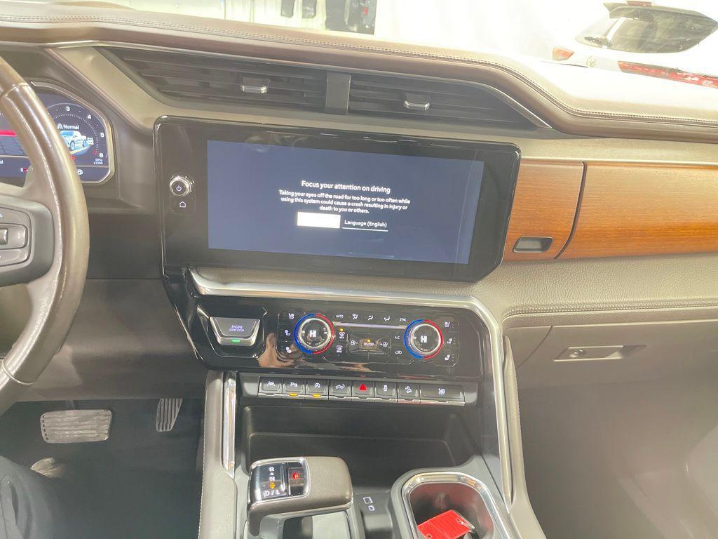 used 2022 GMC Sierra 1500 car, priced at $43,944