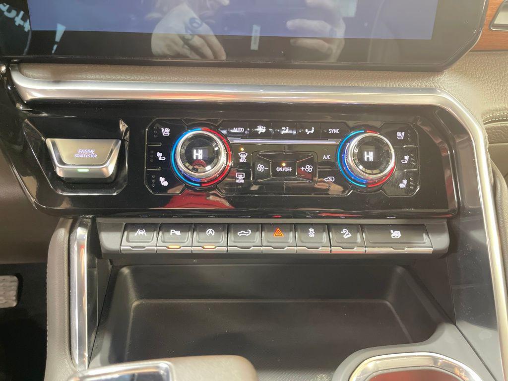 used 2022 GMC Sierra 1500 car, priced at $43,944