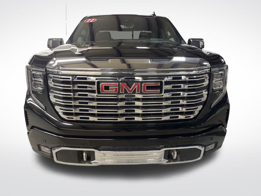 used 2022 GMC Sierra 1500 car, priced at $43,944