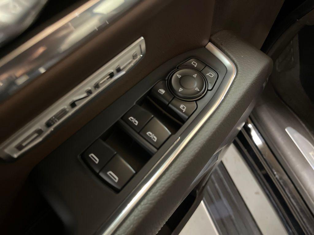 used 2022 GMC Sierra 1500 car, priced at $43,944