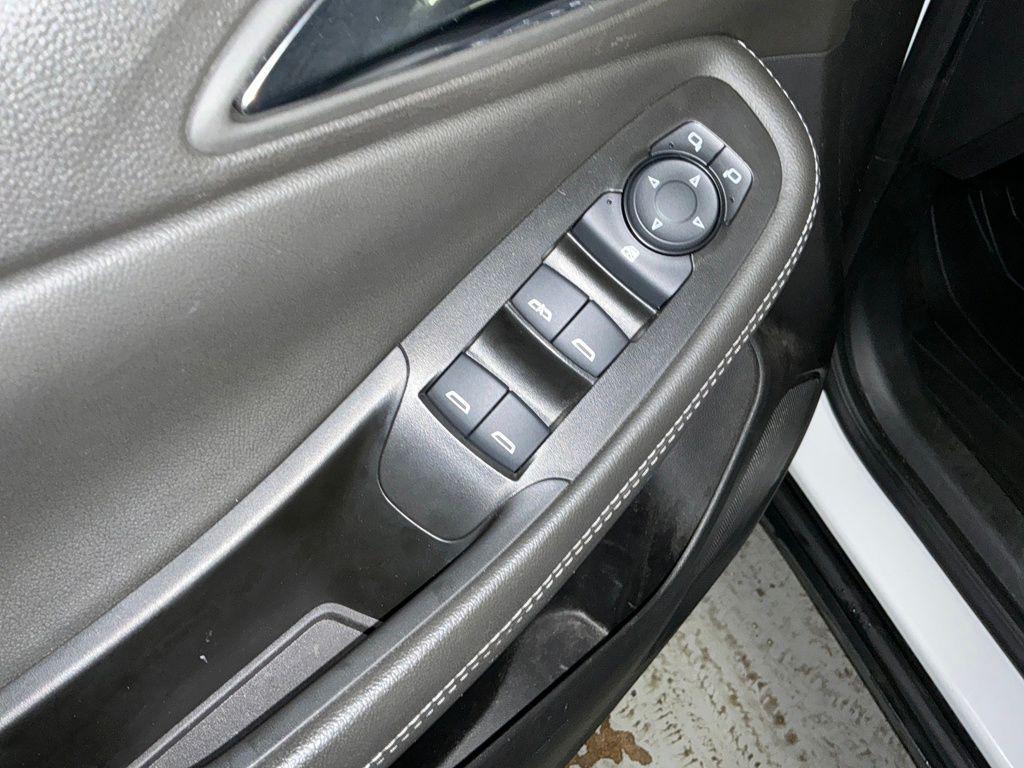 used 2024 Buick Encore GX car, priced at $22,911