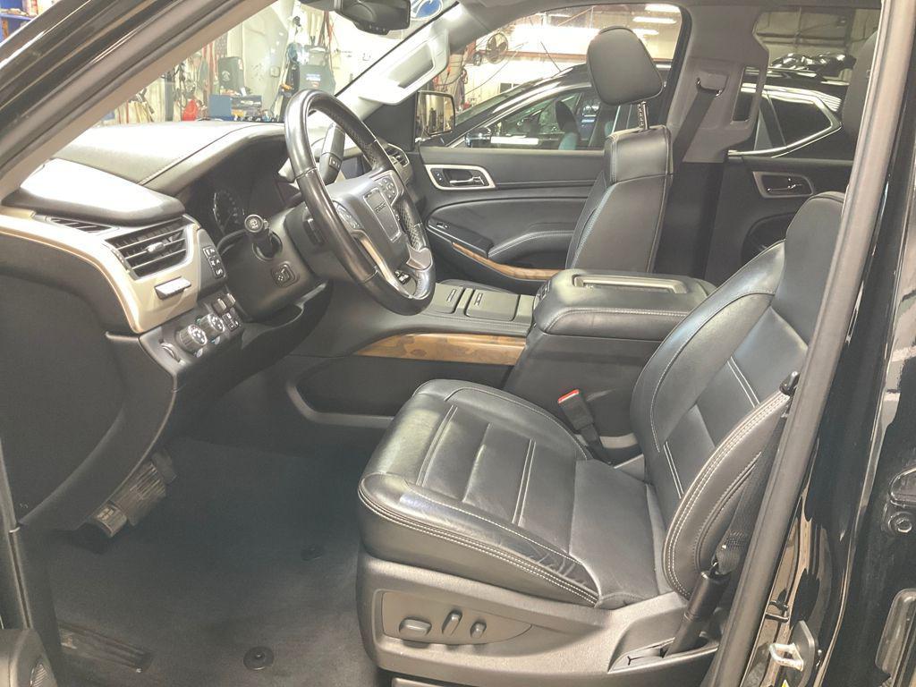 used 2020 GMC Yukon car, priced at $27,911