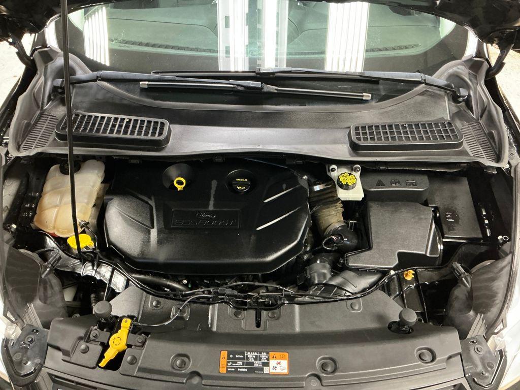 used 2015 Ford Escape car, priced at $3,933