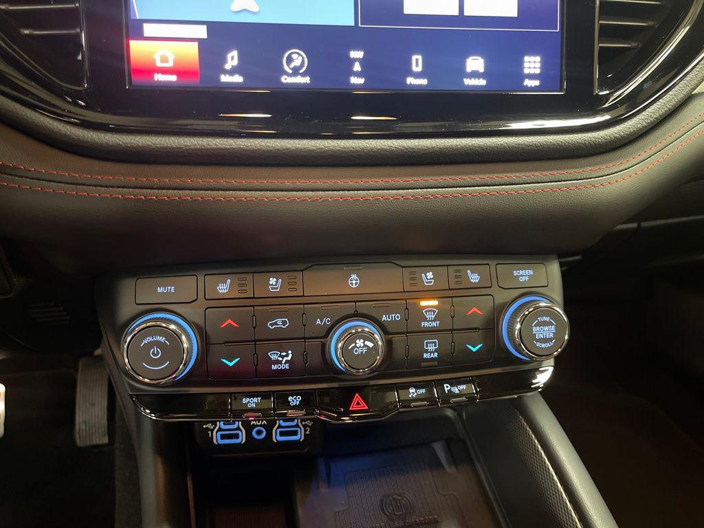 used 2024 Dodge Durango car, priced at $43,522