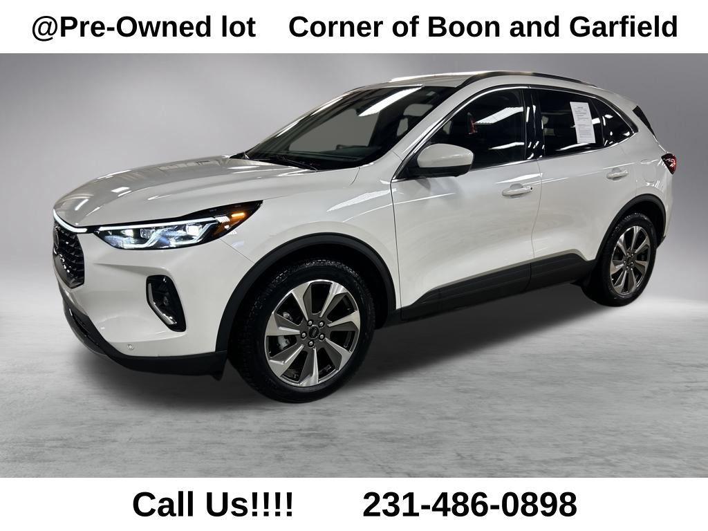 used 2023 Ford Escape car, priced at $25,733