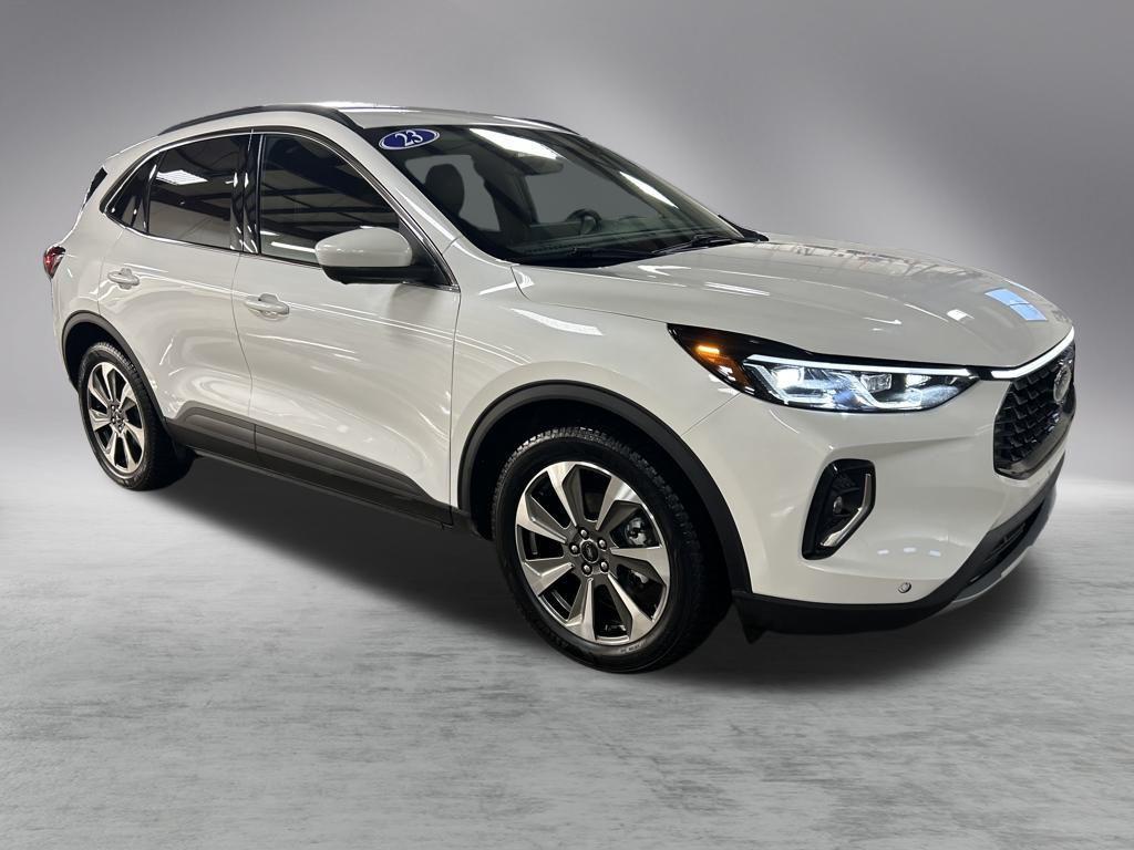 used 2023 Ford Escape car, priced at $25,733