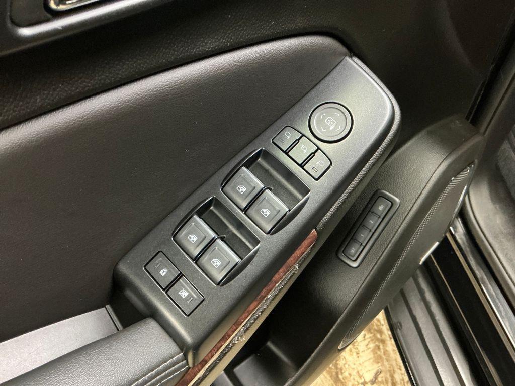 used 2019 GMC Yukon car, priced at $26,844