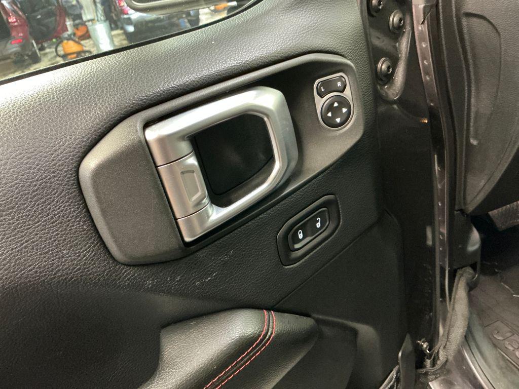 used 2018 Jeep Wrangler Unlimited car, priced at $24,911