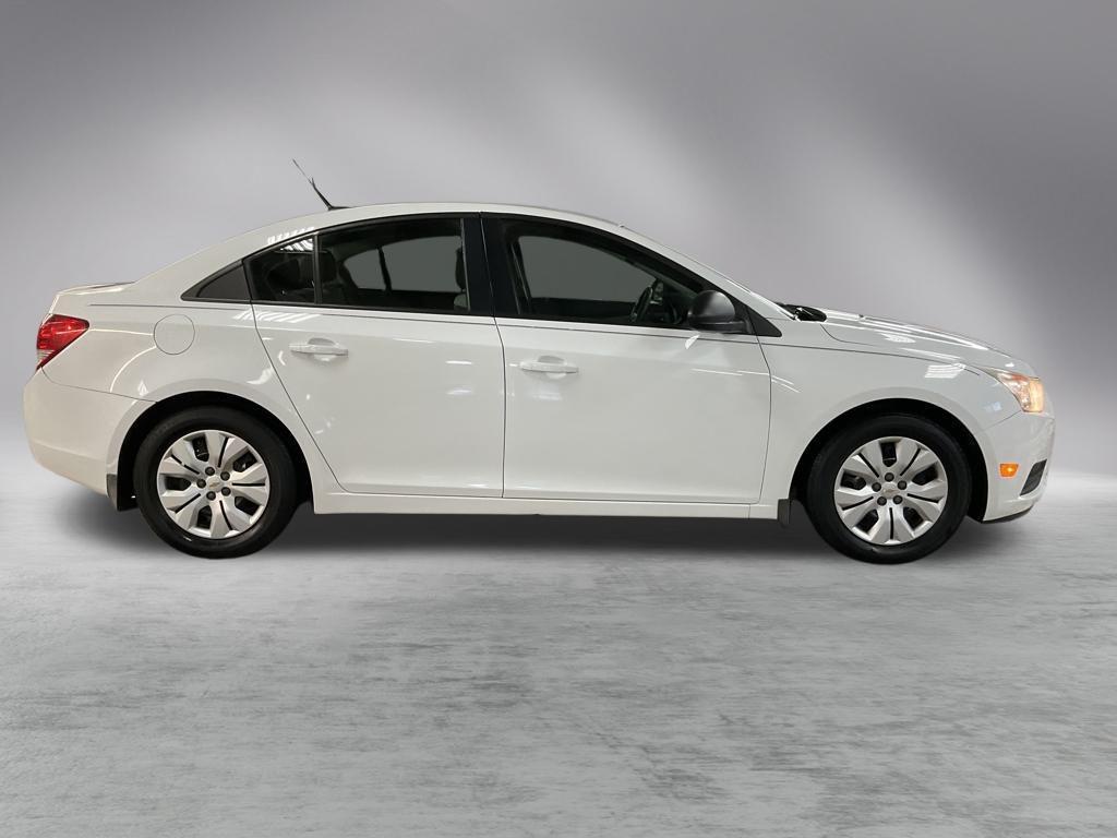 used 2013 Chevrolet Cruze car, priced at $4,911