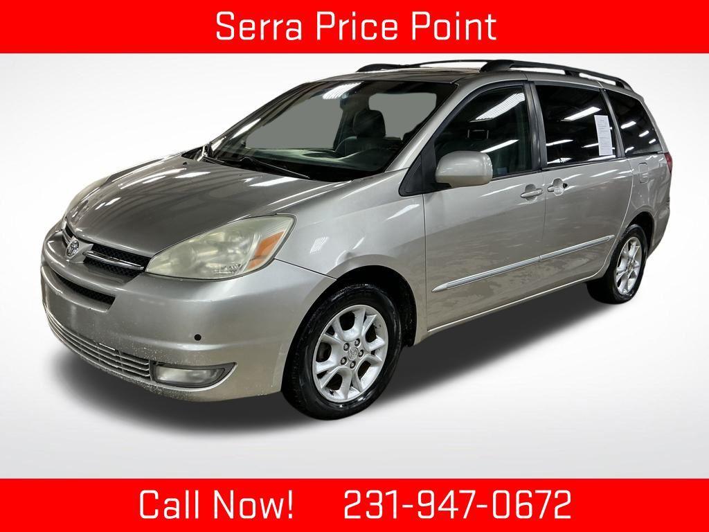 used 2004 Toyota Sienna car, priced at $2,722