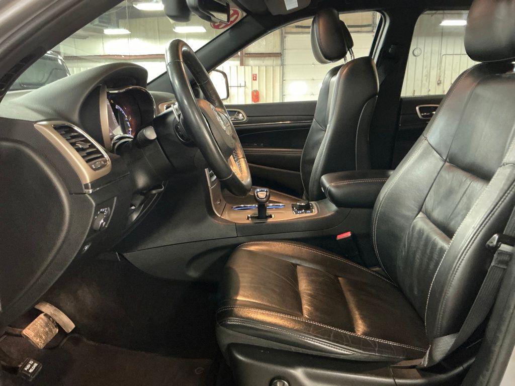 used 2015 Jeep Grand Cherokee car, priced at $12,511