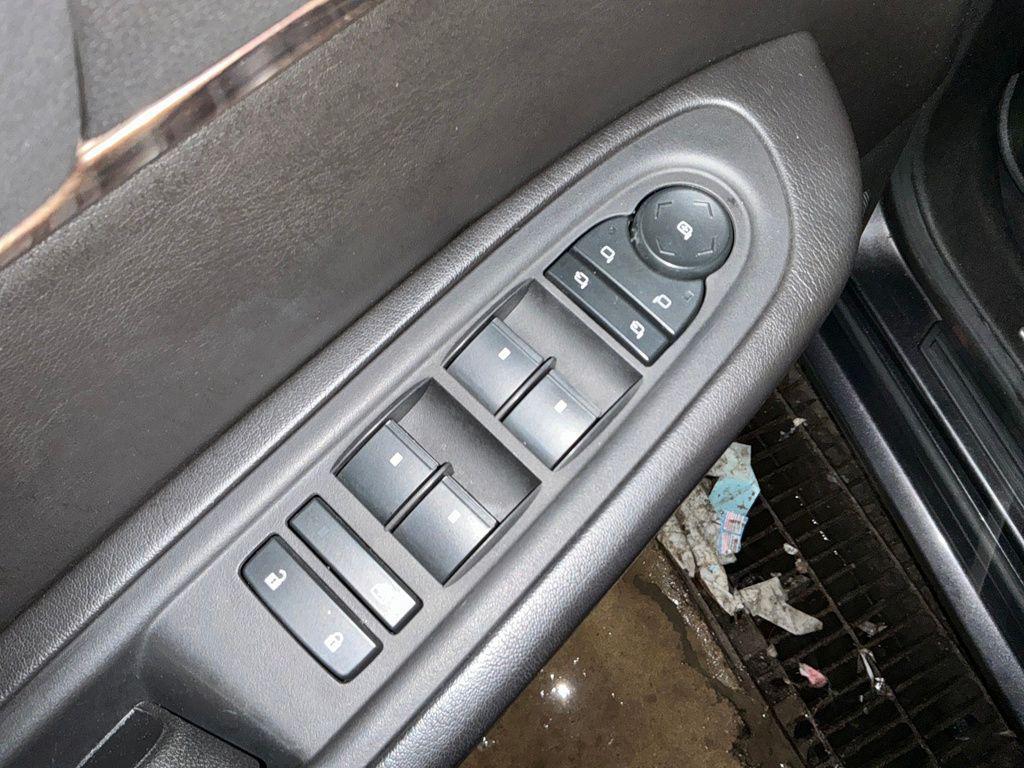 used 2015 GMC Acadia car, priced at $7,911