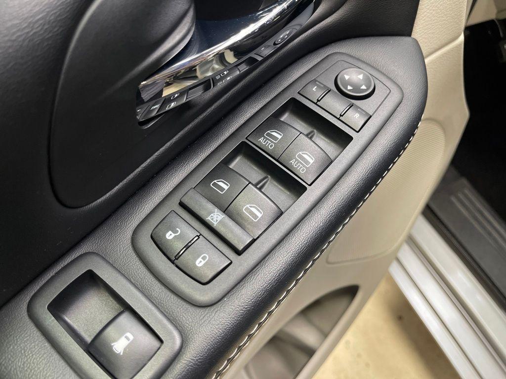 used 2020 Dodge Grand Caravan car, priced at $10,911